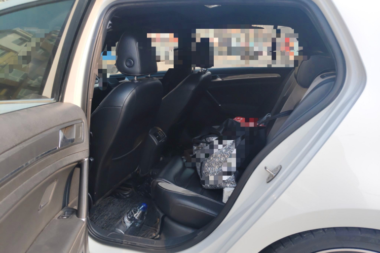 大众 高尔夫 2018款 280TSI 自动R-Line型中控内饰21