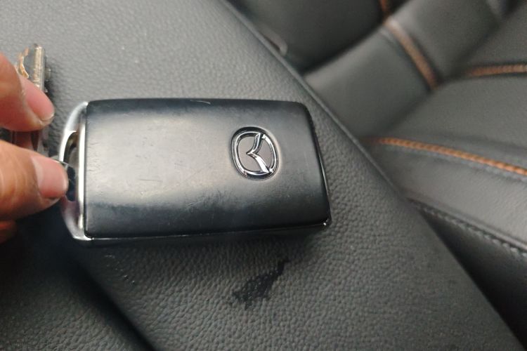 马自达CX-50行也 2023款 2.5L 智行版中控内饰11