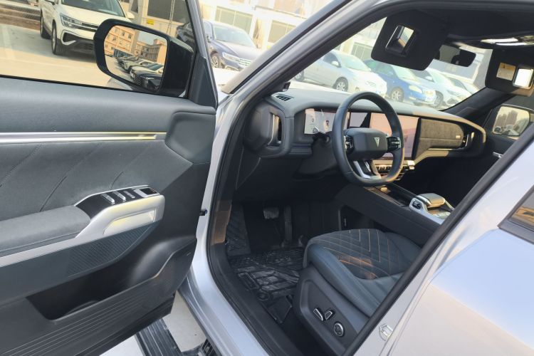 深蓝汽车 深蓝G318 2024款 四驱空悬版中控内饰20