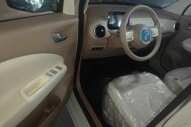 五菱汽车 宏光MINIEV 2025款 四门版 进阶款中控内饰20