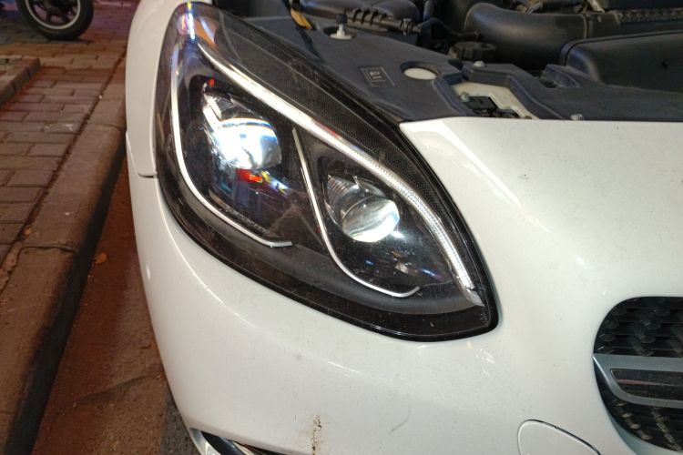 奔驰SLC 2016款 SLC 300 豪华运动型车身外观8