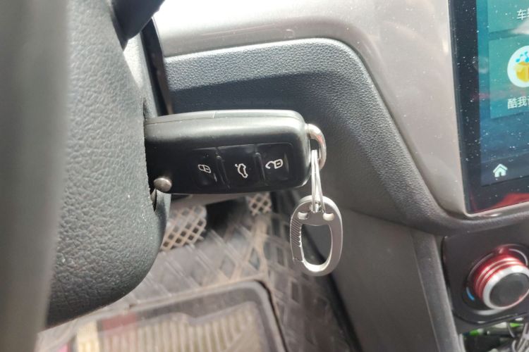 大众 朗逸 2015款 1.6L 自动风尚版中控内饰11