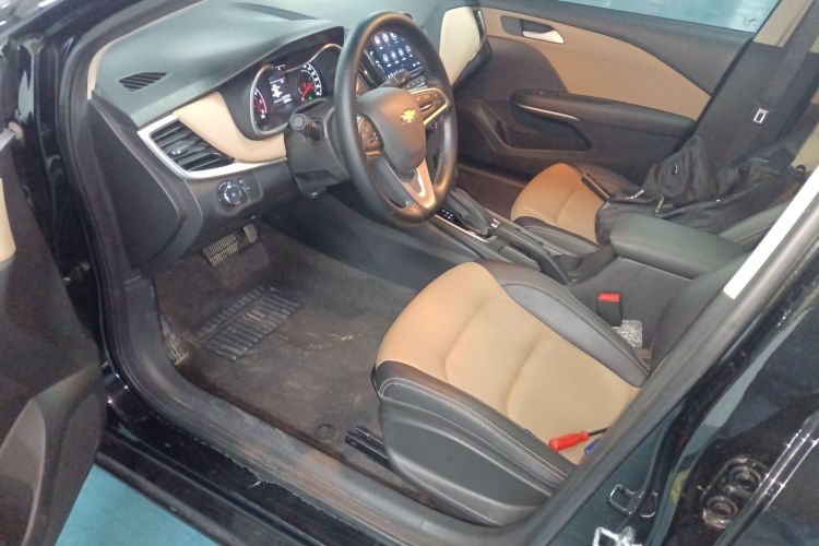 雪佛兰 科鲁泽 2022款 320 自动悦享天窗版局部细节19