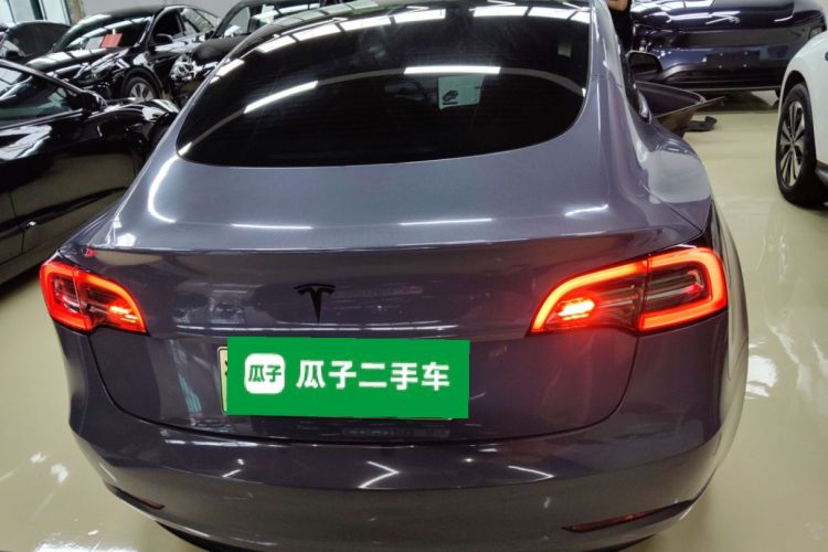 特斯拉 Model 3 2021款 标准续航后驱升级版车身外观6