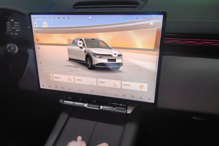 极氪7X 2025款 75kWh 后驱智驾版中控内饰16