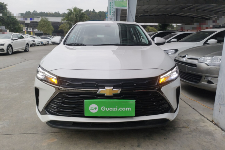 雪佛兰 科鲁泽 2024款 1.5L 双离合乐享版车身外观2