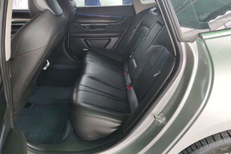 小鹏P7 2022款 625E中控内饰21