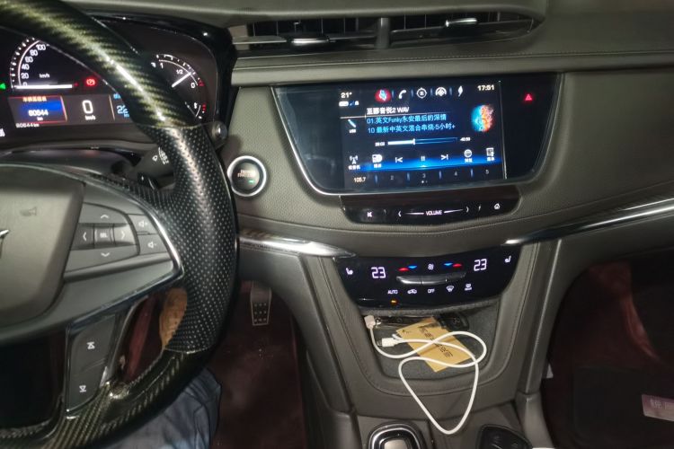 凯迪拉克XT5 2018款 28E 四驱技术型中控内饰16