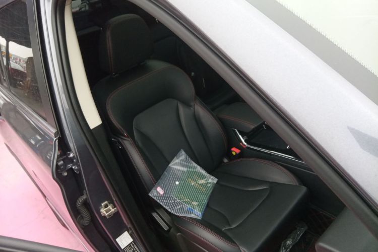 SWM斯威汽车 SWM斯威G05 2019款 1.5T 自动豪华型局部细节41