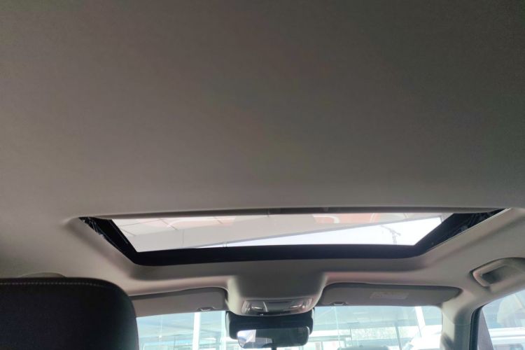 坦克300 2021款 越野版 2.0T 征服者中控内饰22