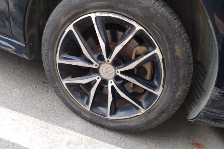 比亚迪 宋MAX 2017款 1.5T 自动智联豪华型 7座车身外观6001