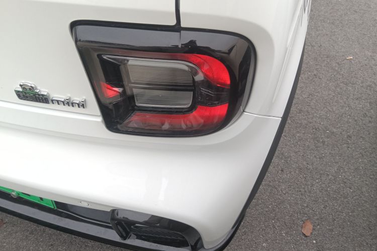 吉利银河 2025款 210km 熊猫卡丁车身外观9