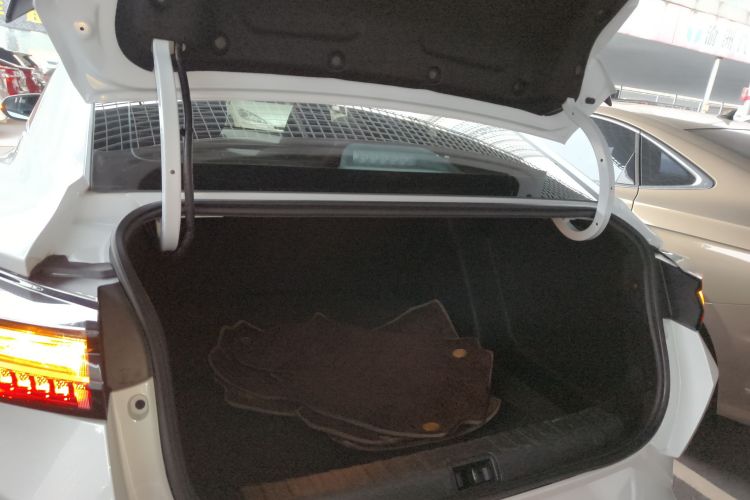 东风风神 奕炫 2024款 1.5L 自动劲速版局部细节23