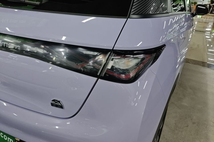 比亚迪 海豚 2023款 420km 自由版车身外观9