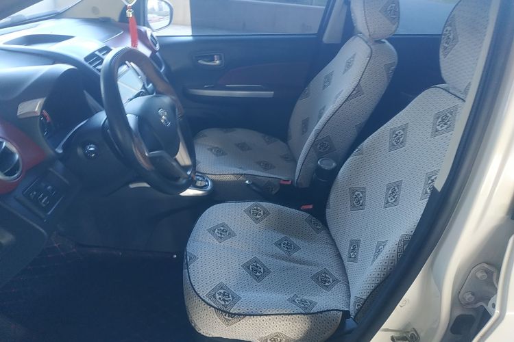 长安 奔奔 2015款 1.4L IMT豪华型 国V局部细节19