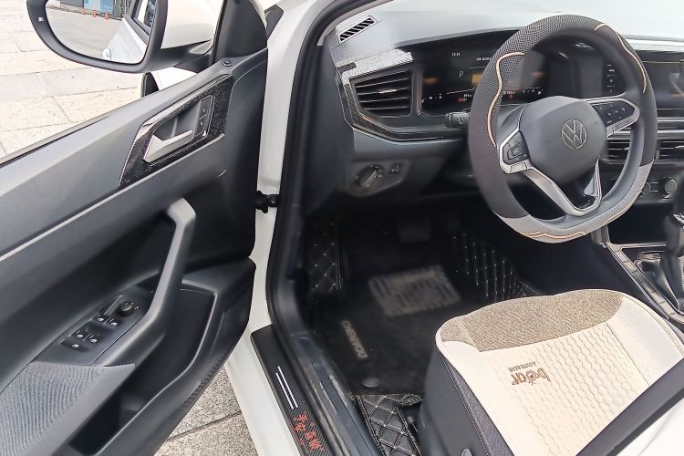 大众 朗逸 2025款 新锐 1.5L 出众新逸版中控内饰20