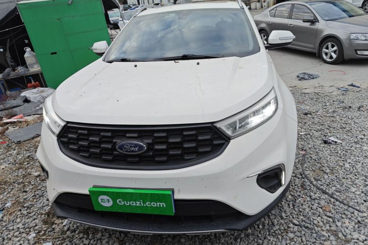 福特 2020款 领界S EcoBoost 145 CVT铂领型车身外观2