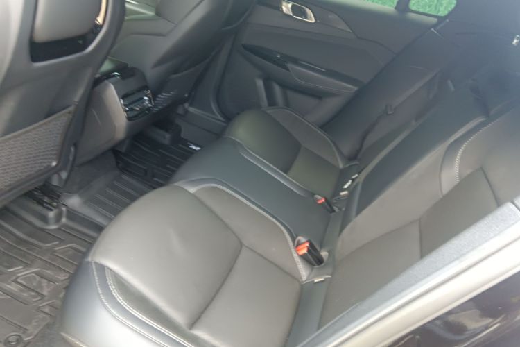 领克02 Hatchback 2022款 2.0TD Pro中控内饰7004