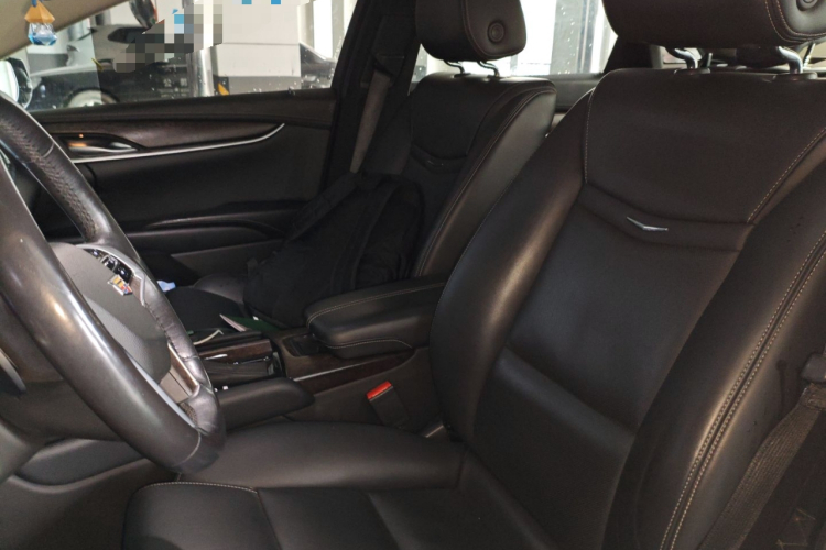 凯迪拉克XTS 2018款 28T 精英型局部细节19