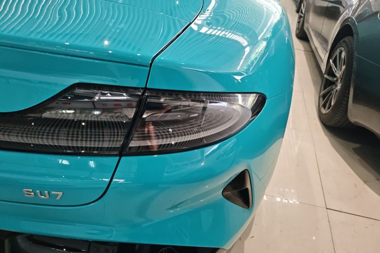 小米汽车 小米SU7 2024款 后驱超长续航高阶智驾Pro版车身外观9