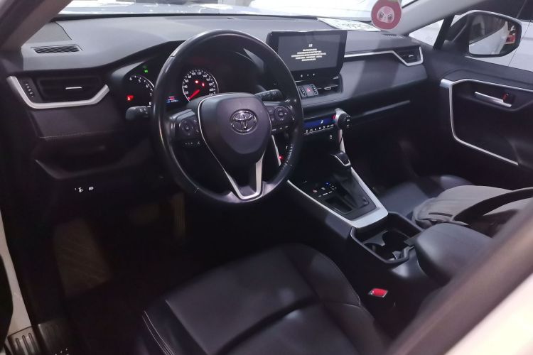 丰田 威兰达 2023款 2.0L CVT两驱都市版中控内饰12