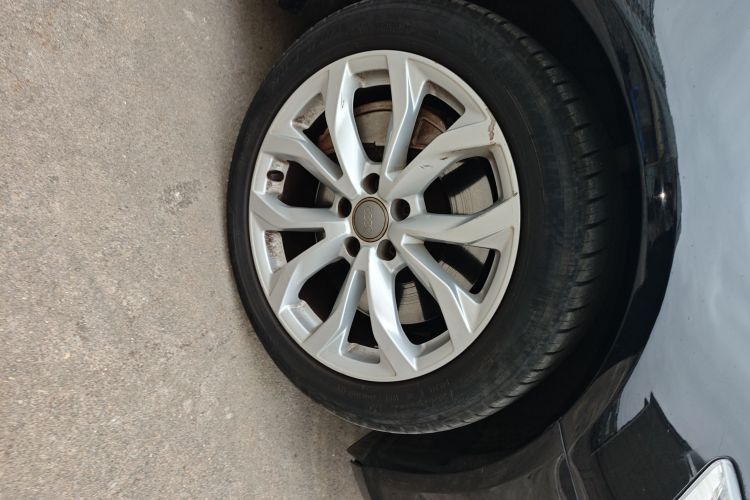 奥迪A6L 2016款 45 TFSI quattro 运动型车身外观10