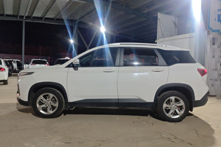 宝骏530 2019款 1.5T CVT精英型 国V车身外观6003