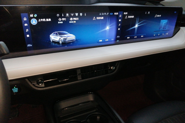 福特 蒙迪欧 2022款 改款 EcoBoost 245 豪华型中控内饰16