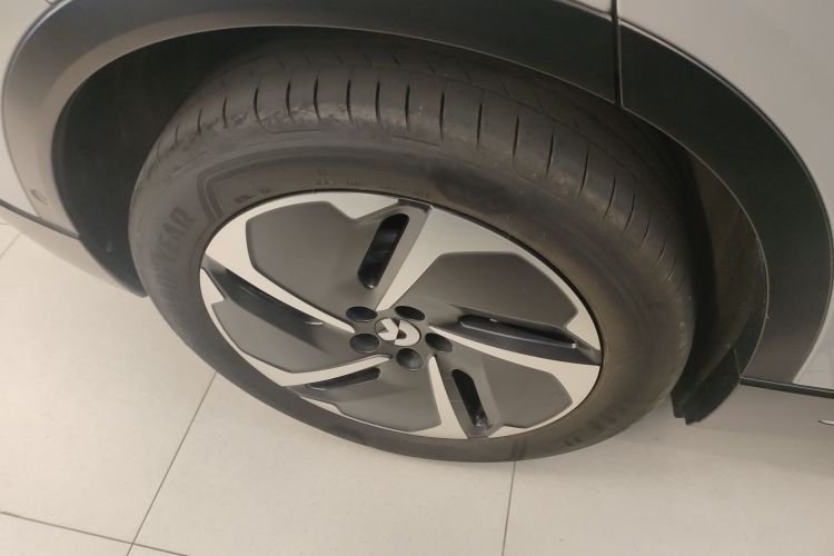 蔚来ES6 2024款 75kWh车身外观6002