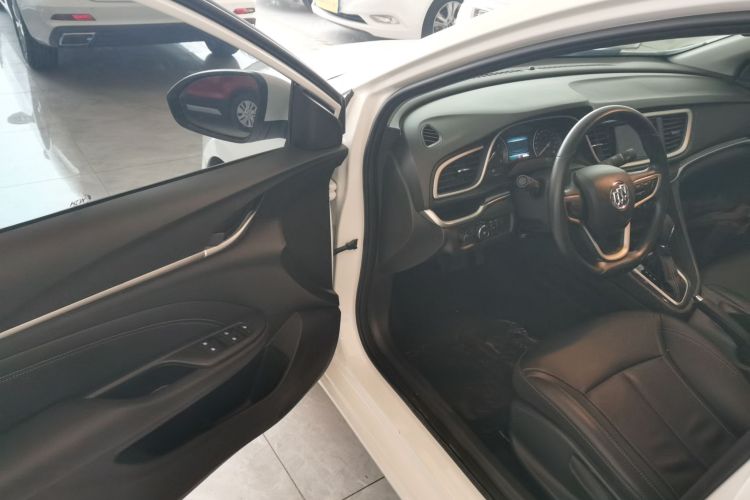 别克 英朗 2016款 15N 自动豪华型中控内饰7003