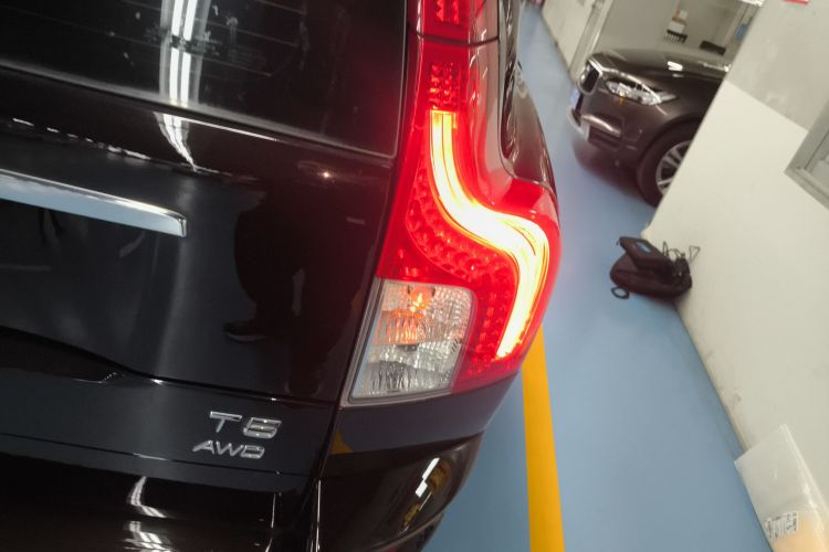 沃尔沃 XC Classic 2014款 T5 豪华版车身外观6006