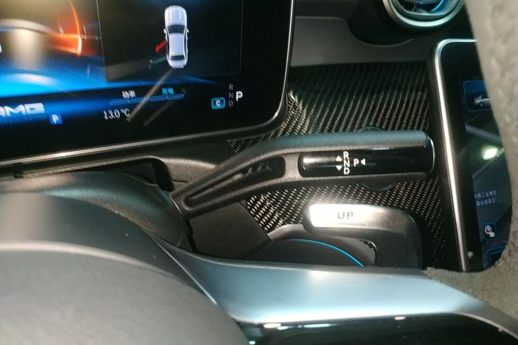 奔驰C级AMG 2024款 改款 AMG C 43 4MATIC局部细节18