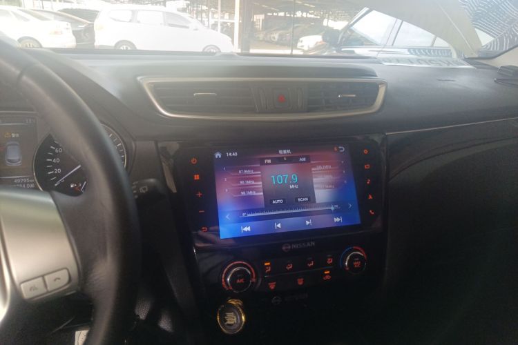 日产 逍客 2017款 2.0L CVT智享版 国V中控内饰16