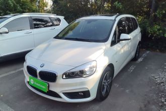 宝马2系旅行车(进口) 2015款 218i 运动设计套装