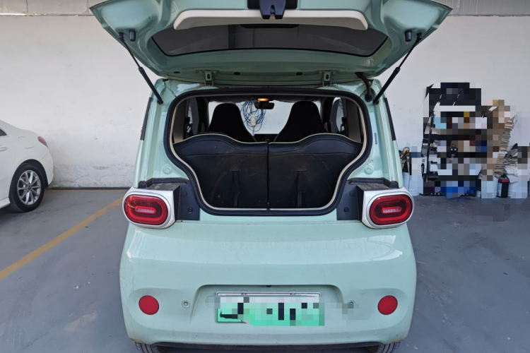 五菱汽车 宏光MINIEV 2024款 第三代 215km 青春版机舱底盘23