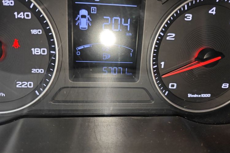 名爵ZS 2018款 1.5L 手动舒适版 国V中控内饰15