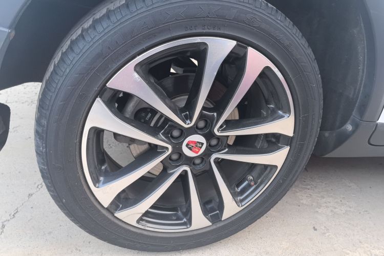 荣威RX3 2020款 1.6L CVT 4G互联超爽精英版车身外观6007