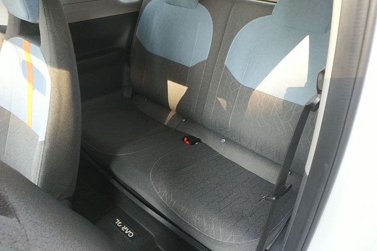 吉利银河 2024款 熊猫mini 200km 耐力熊中控内饰21