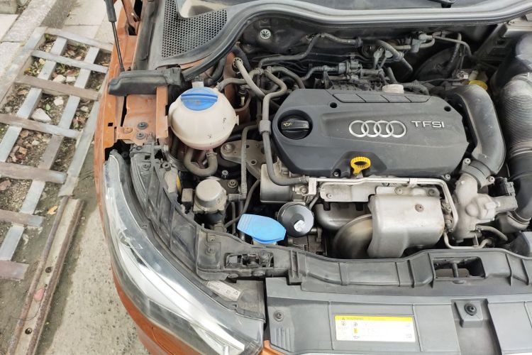 奥迪A1 2014款 30 TFSI Sportback舒适型局部细节9006