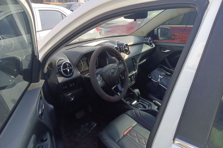 东南DX3 2018款 1.5T CVT尊贵型中控内饰20