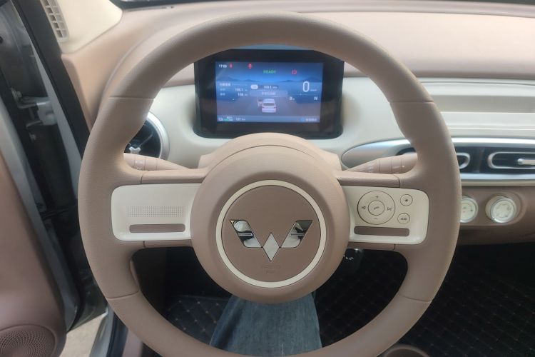 五菱汽车 宏光MINIEV 2025款 四门版 进阶款中控内饰13