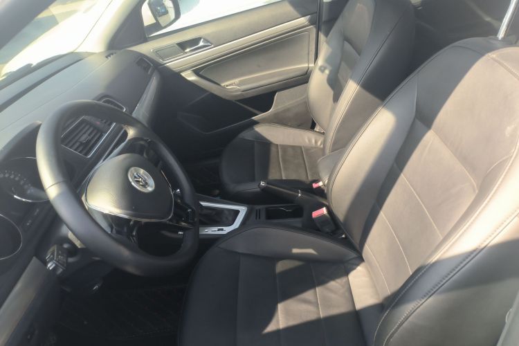 大众 朗逸 2015款 1.6L 自动舒适版中控内饰19