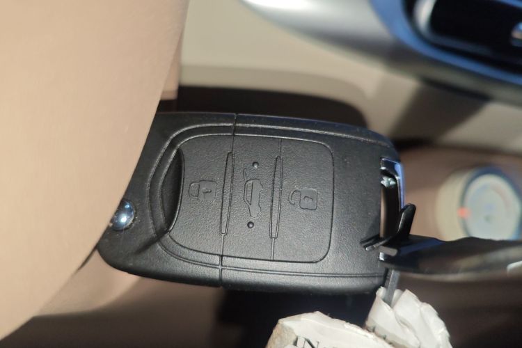 五菱汽车 宏光MINIEV 2025款 四门版 进阶款中控内饰11