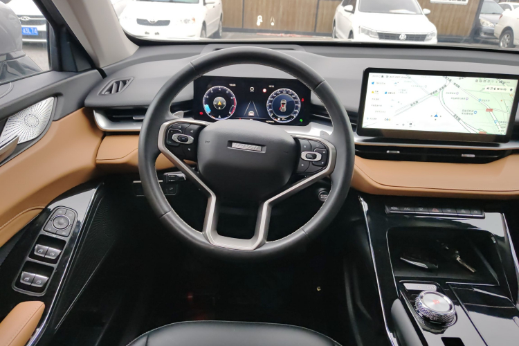 哈弗H6 2021款 第三代 1.5T 自动两驱Supreme中控内饰13