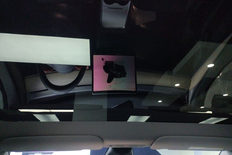 特斯拉 Model Y 2022款 改款 长续航全轮驱动版局部细节22