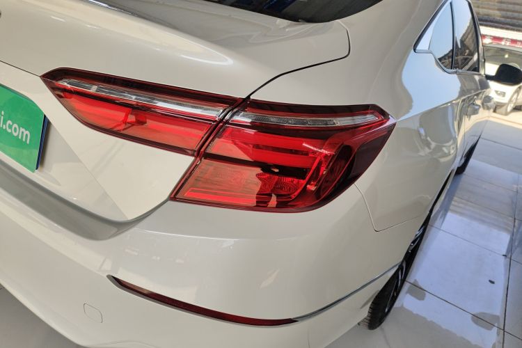 本田 英仕派 2019款 260TURBO 精致版 国VI车身外观6006