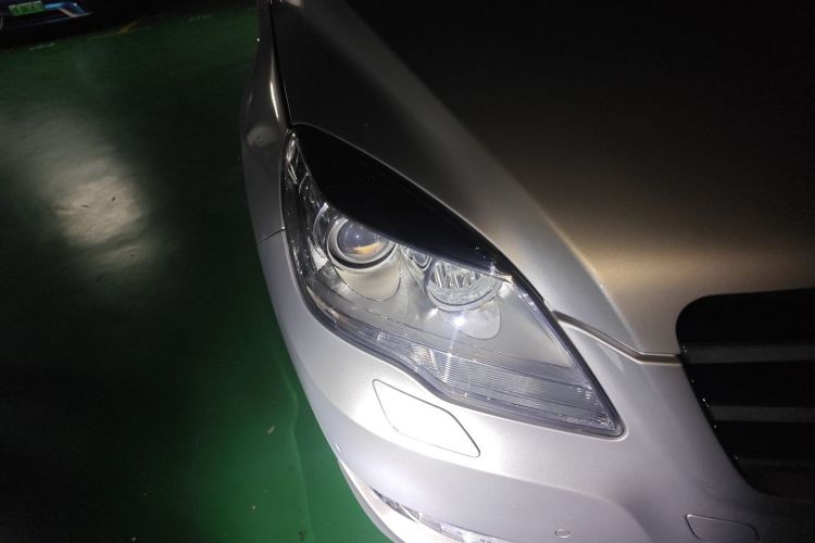 奔驰R级 2017款 R 320 4MATIC 商务型臻藏版车身外观6006