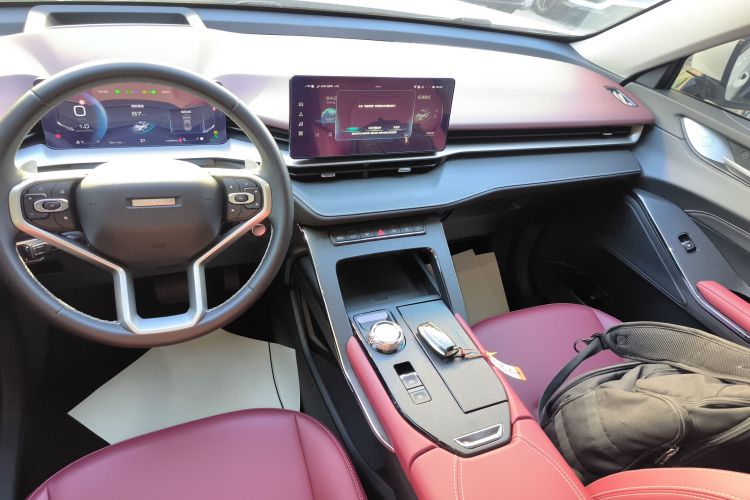 哈弗H6 2022款 第三代 1.5T 自动两驱Max中控内饰16