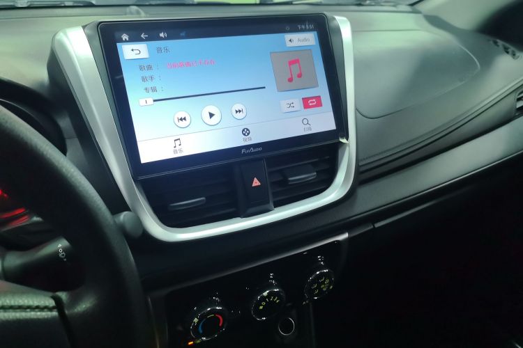 丰田 YARiS L 致炫 2016款 改款 1.5E CVT魅动版中控内饰16