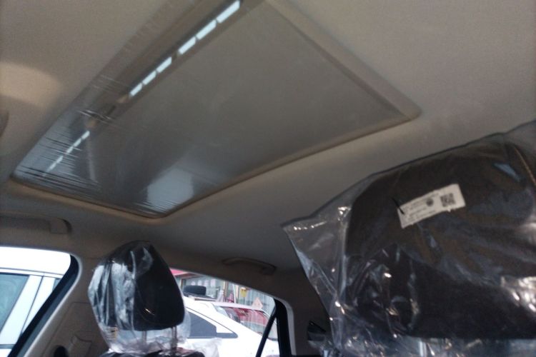 奔腾B70 2025款 龙耀版 1.5T 质享型中控内饰22